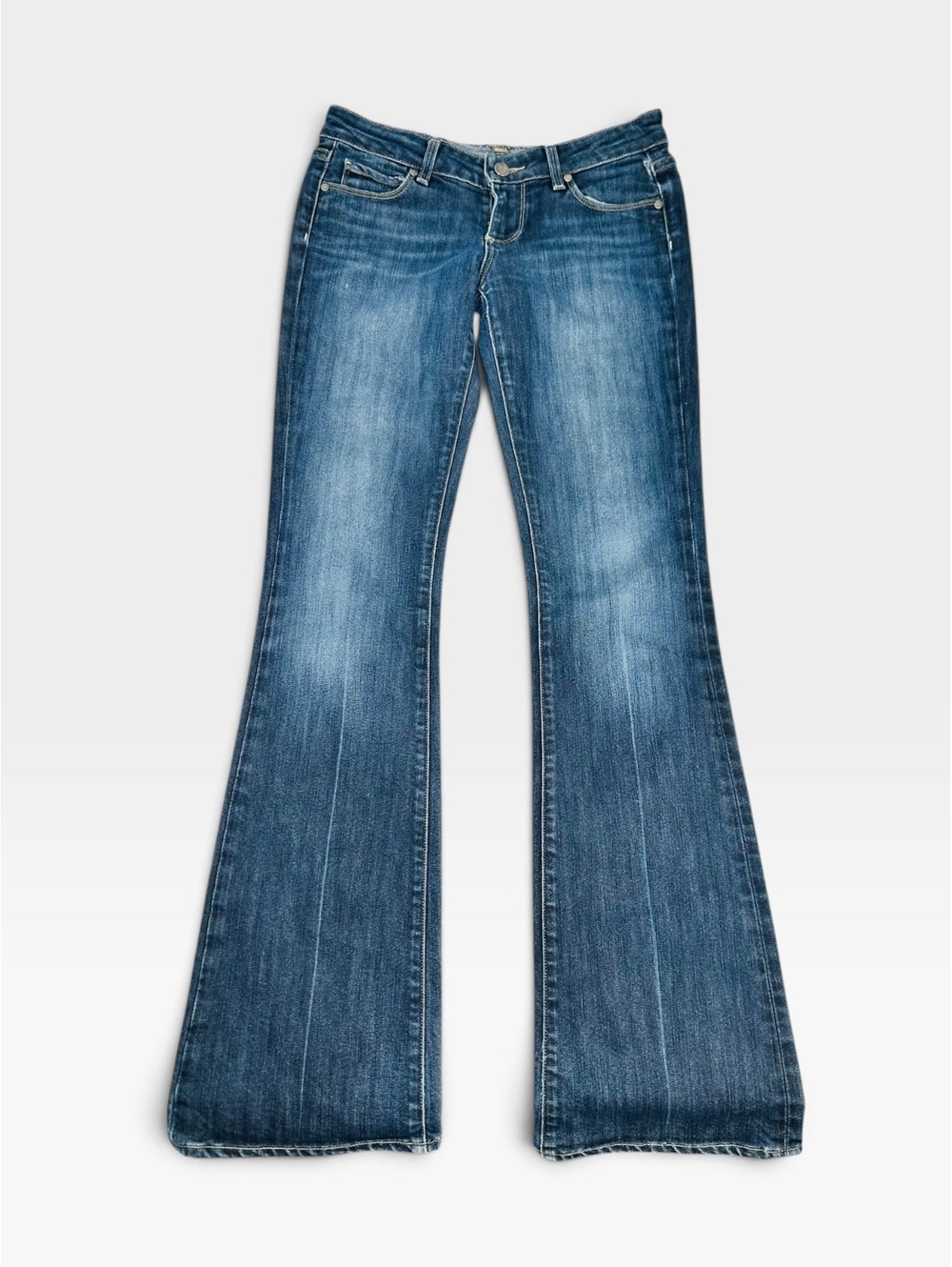 Paige Laurel Canyon Bootcut Jeans Size 26 LowRise Medium Wash NeedsZipper Repair